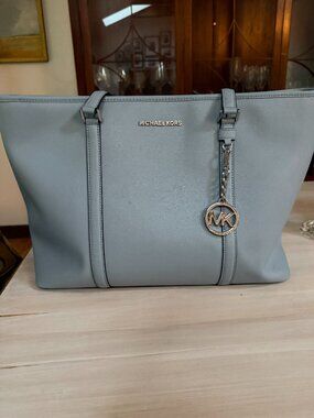 Micheal Kors Bag